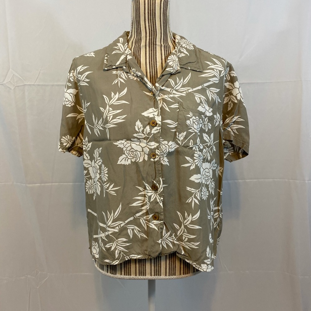 Vintage Hawaiian tropical short sleeve button top